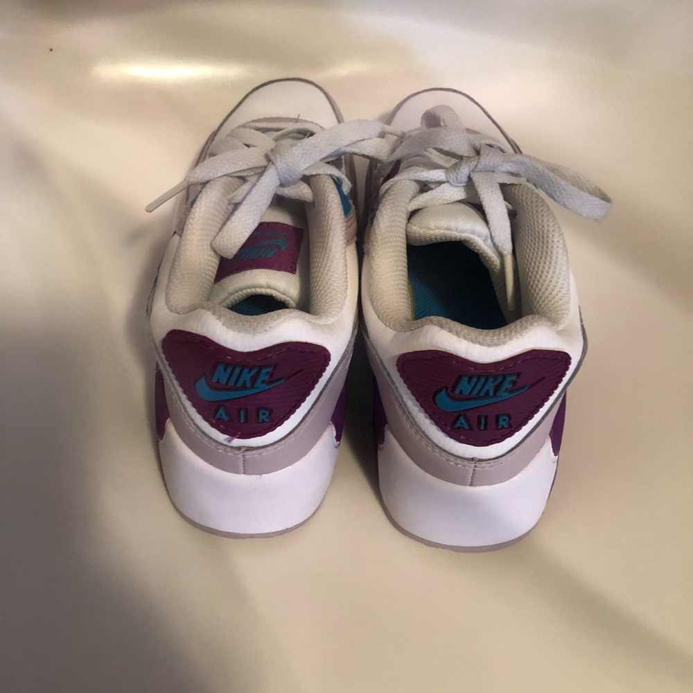 Nike Kids Air Sneakers in White, Purple and Teal